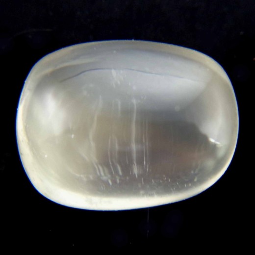 Ratti 9.31 (8.43 Ct) Natural Ceylon Moonstone